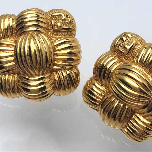 VTG 80s FENDI ETRUSCAN BASKETWEAVE LOGO EARRINGS - Picture 4 of 10
